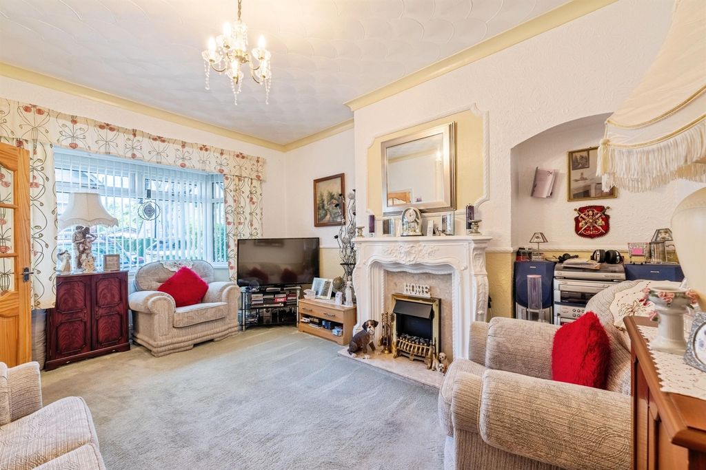 Property photo 2 of 18