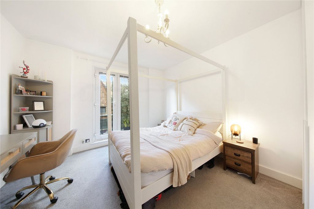 Property photo 3 of 7 Picture No. 26