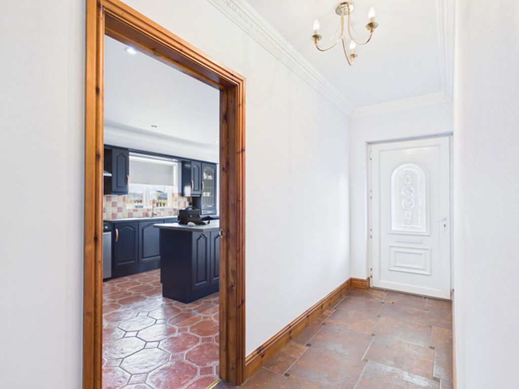 Property photo 2 of 31 Photo 12