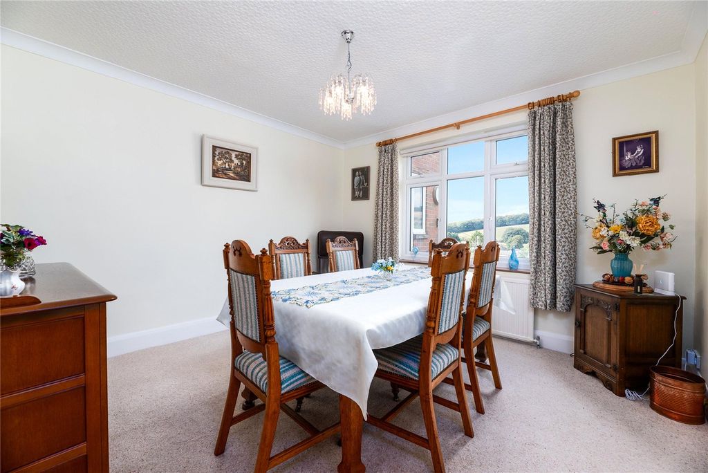 Property photo 3 of 53 Picture No. 64
