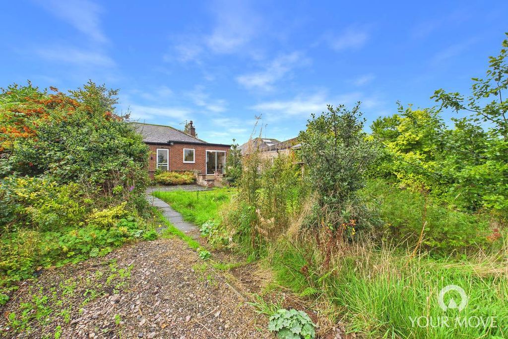 Property photo 2 of 17 External