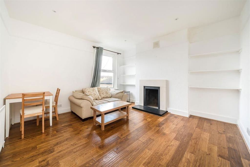 Property photo 2 of 6