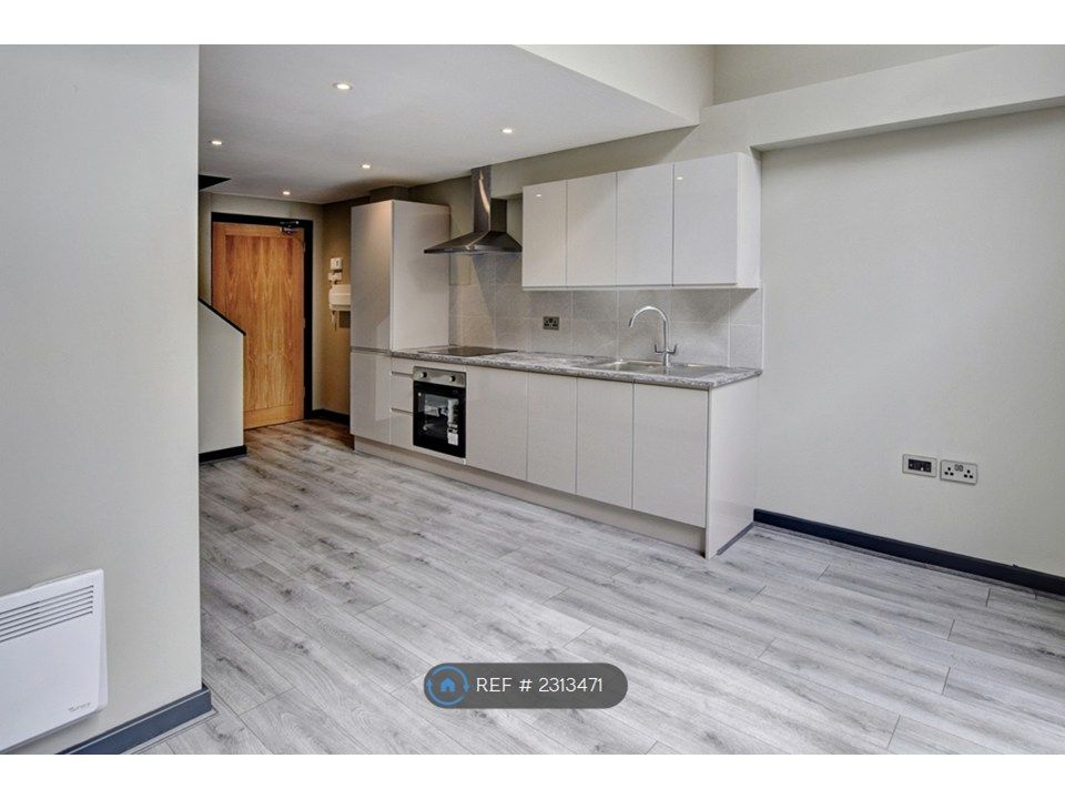 Property photo 2 of 6