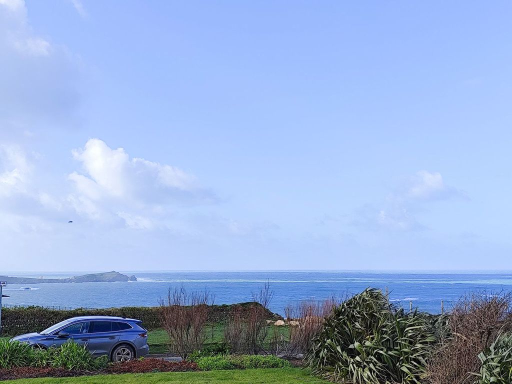 Property photo 2 of 20 View