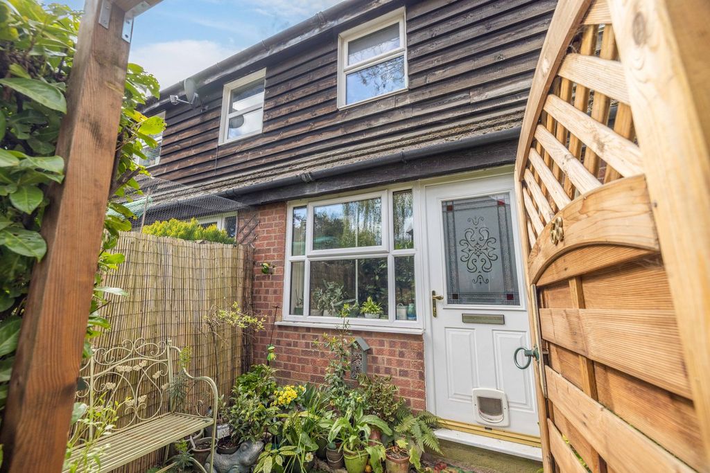 Property photo 1 of 16