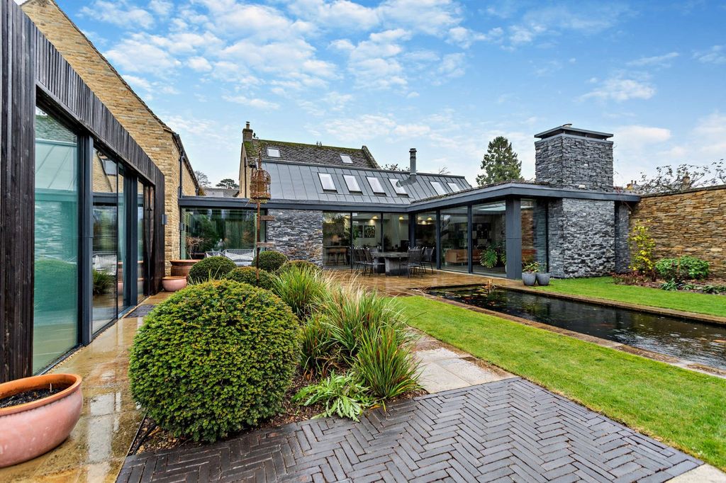 Property photo 1 of 17 Picture No. 04