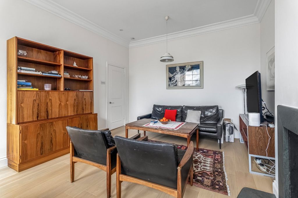 Property photo 3 of 13 Picture No. 19