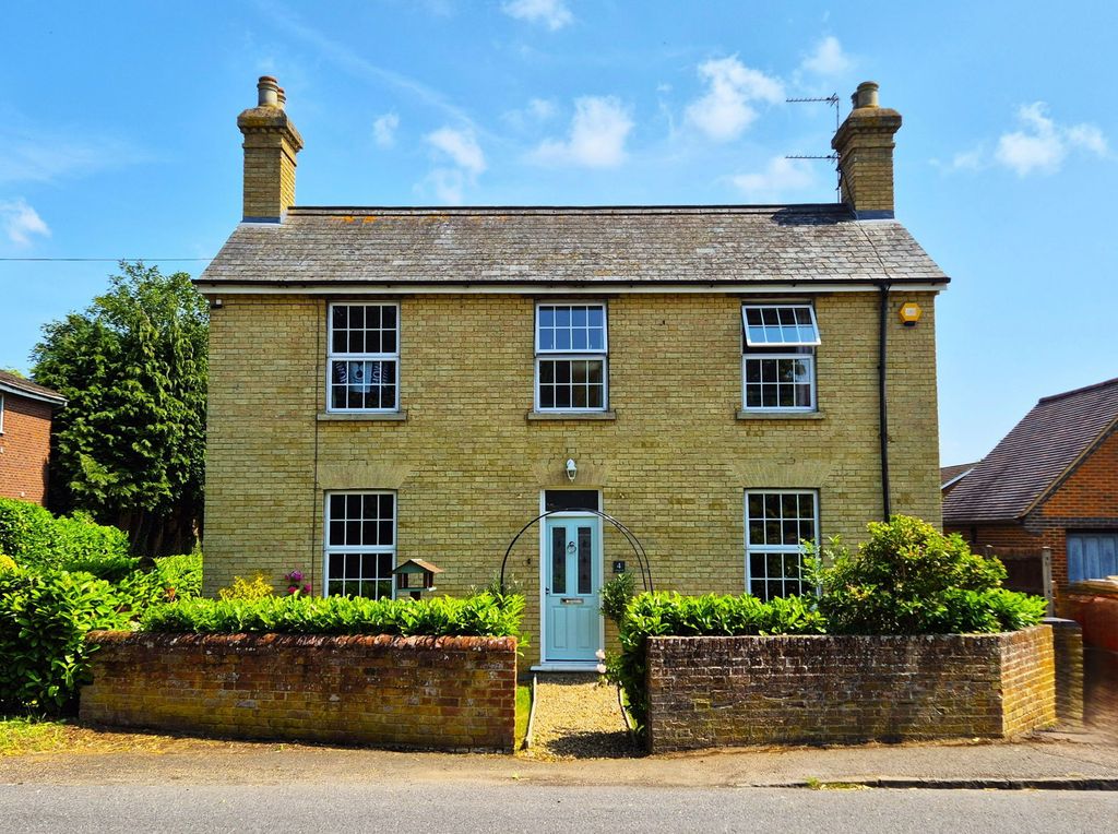 Property photo 1 of 17
