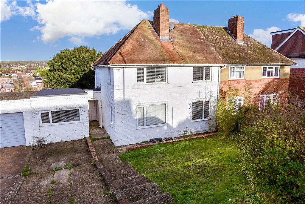 Property photo 1 of 15 External (Web)