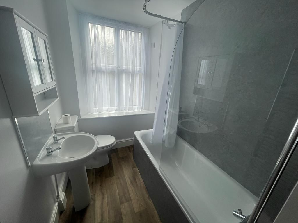 Property photo 2 of 4