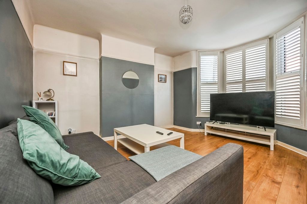 Property photo 3 of 14 Pbox-Img.Jpg