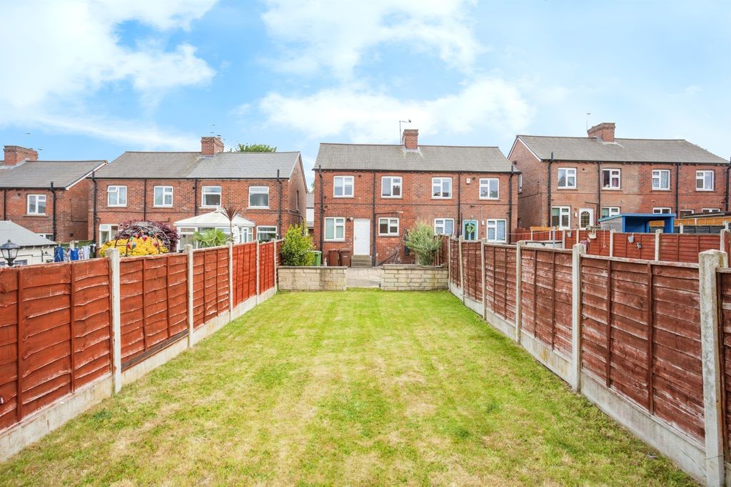 Property photo 2 of 17