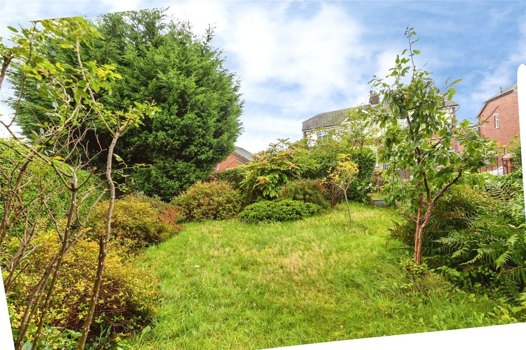 Property photo 2 of 21 Picture No. 03