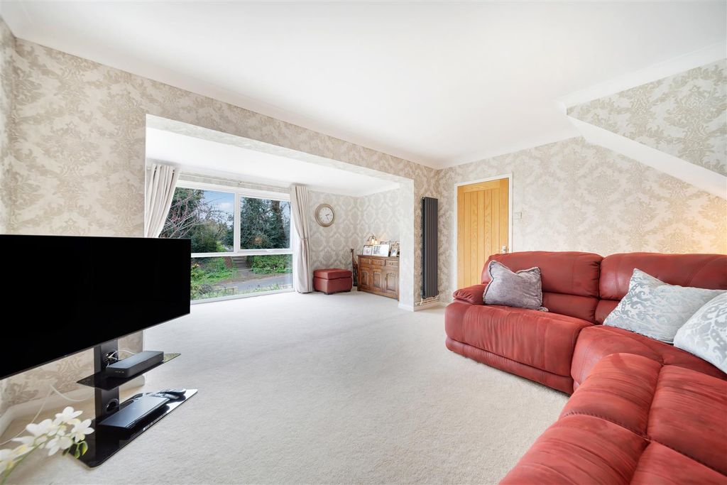 Property photo 2 of 21 Brackenhayes-47.Jpg