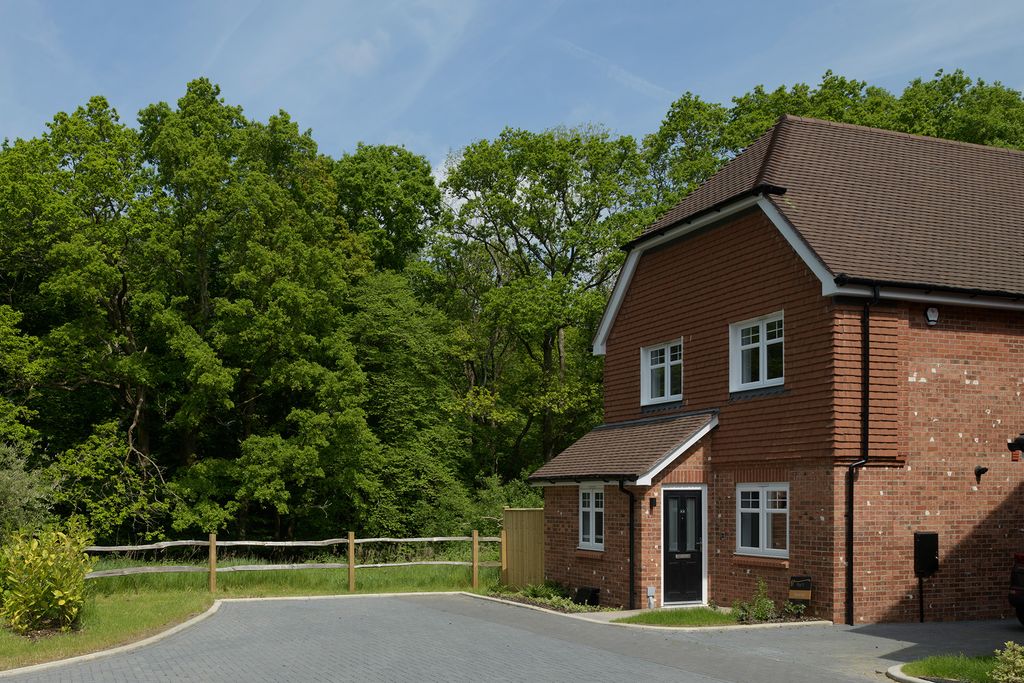 Property photo 1 of 31
