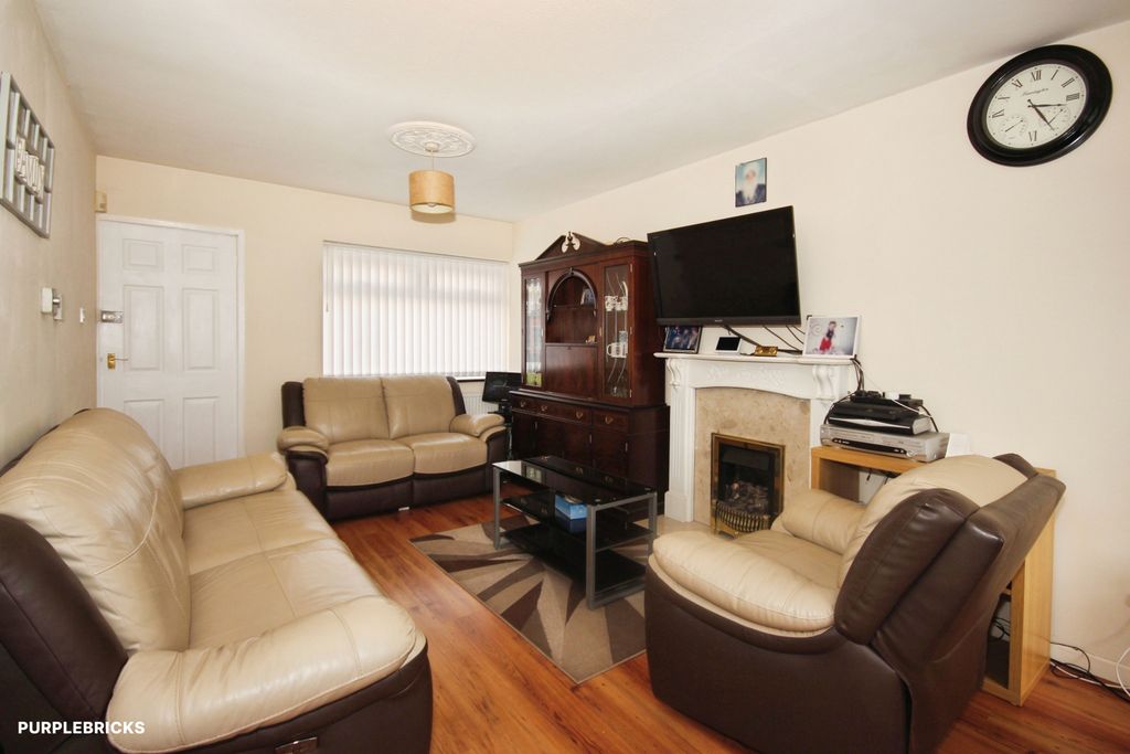 Property photo 2 of 24