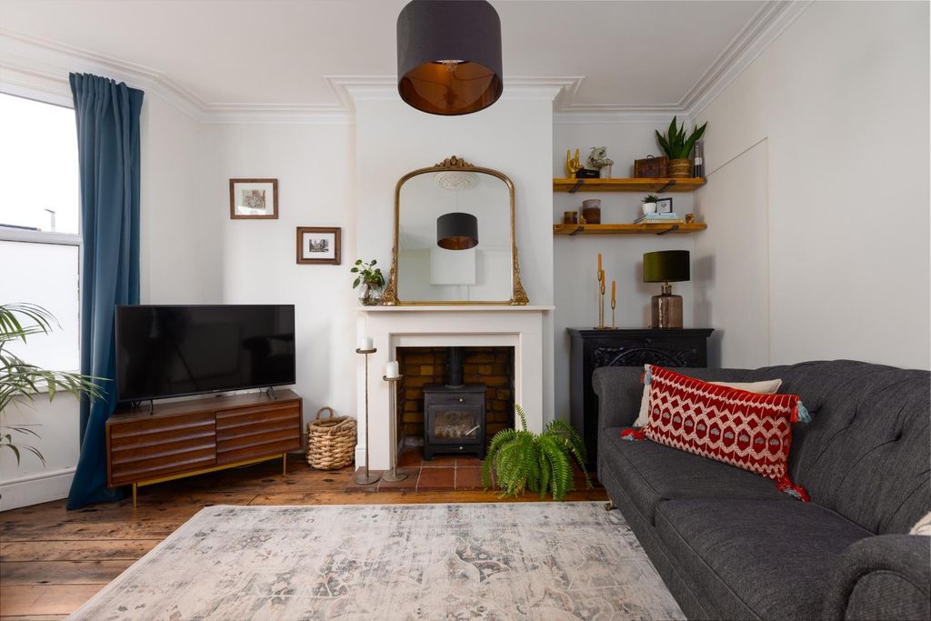 Property photo 1 of 22 110 Garnet Street, Bs3 3Jh-1.Jpg