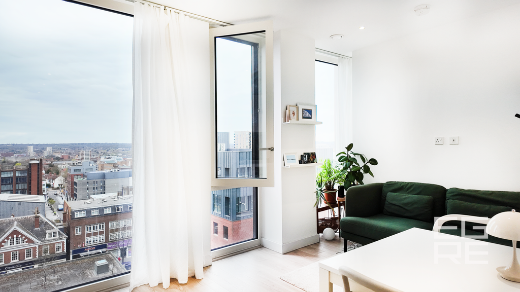 Property photo 3 of 35