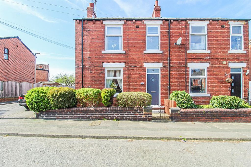 Property photo 1 of 13