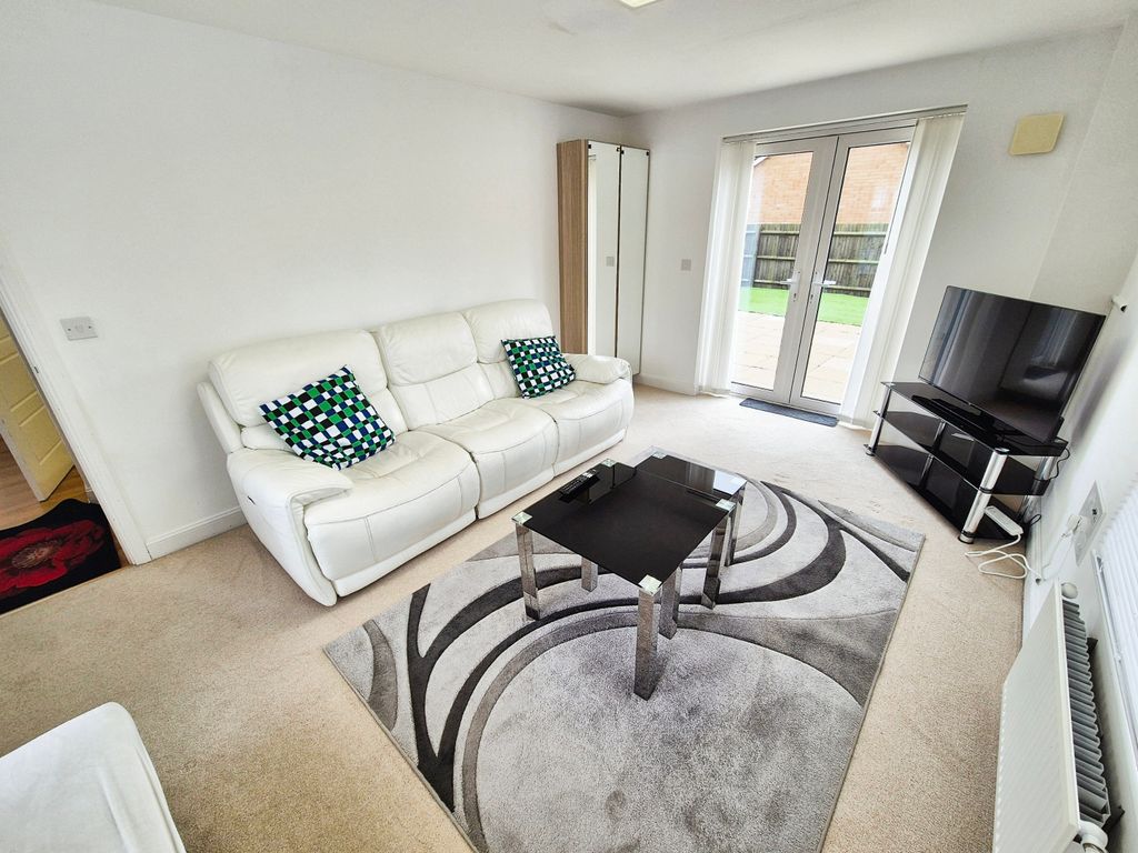 Property photo 2 of 16 Living Room