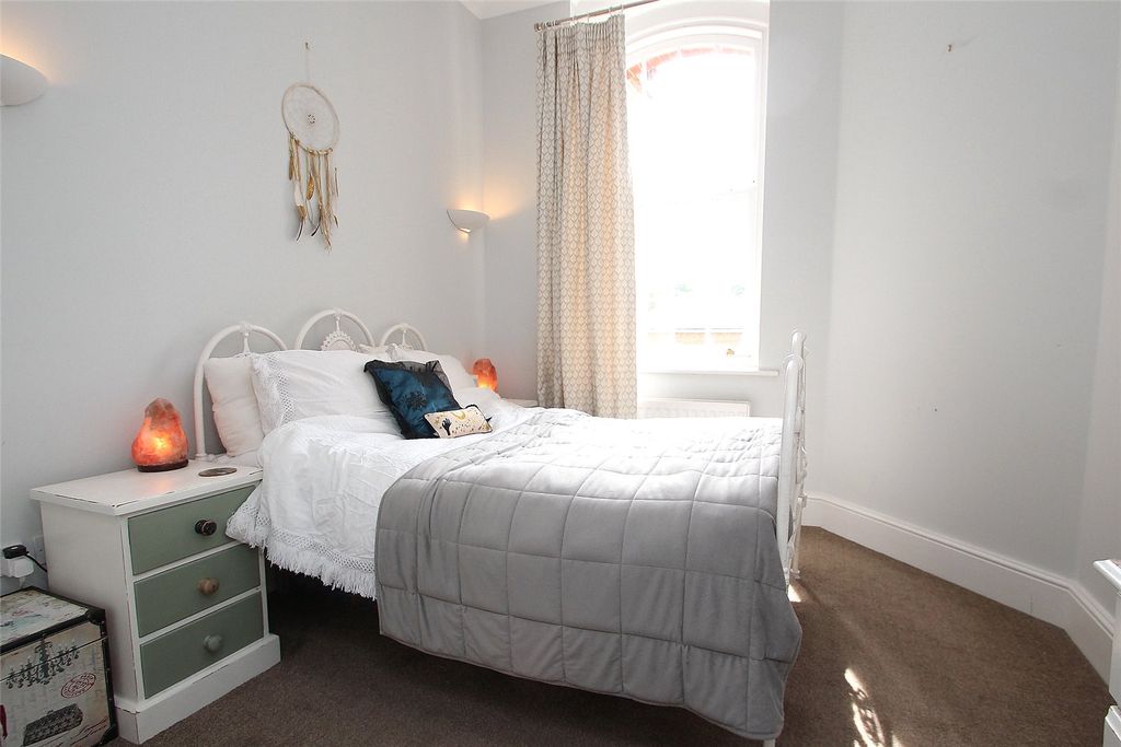 Property photo 2 of 11 Picture No. 08