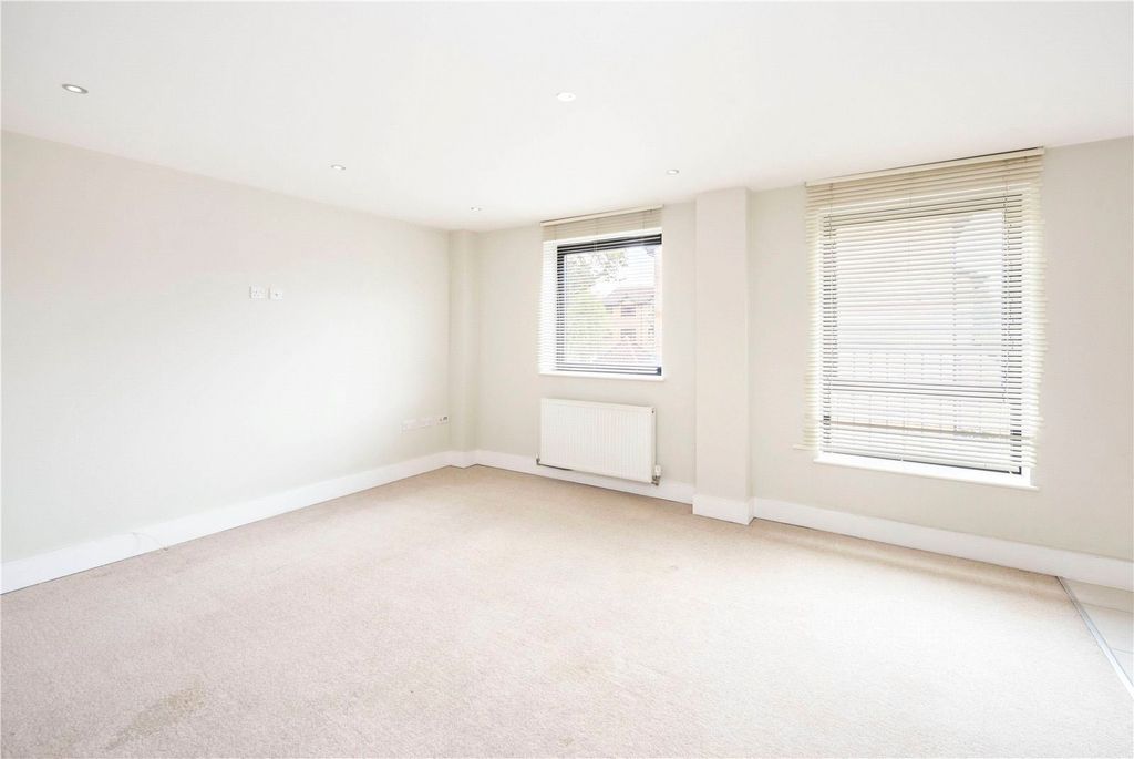 Property photo 3 of 7 Picture No. 04