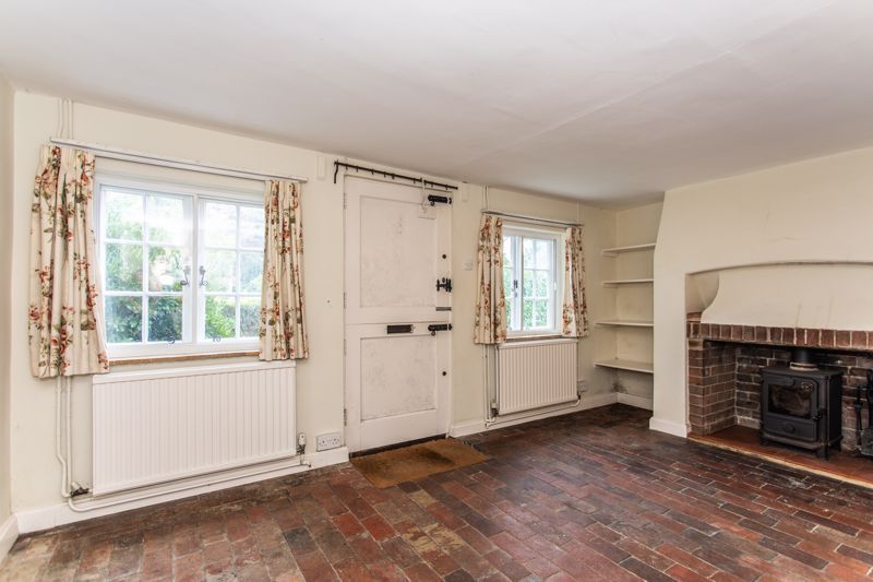 Property photo 3 of 17 Photo 7
