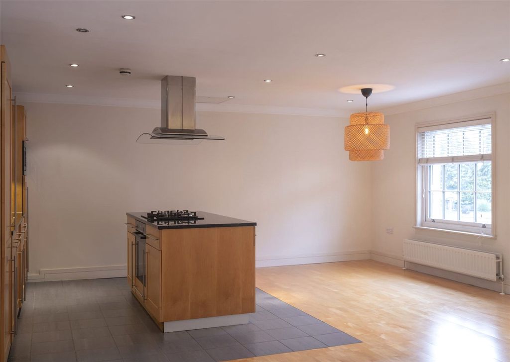 Property photo 3 of 12 Picture No. 03