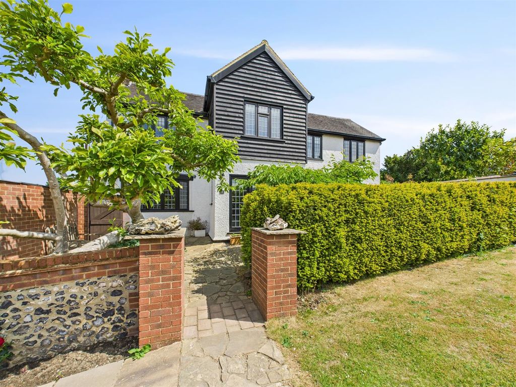 Property photo 1 of 28 Cam02885G0-Pr0385-Still037.Jpg