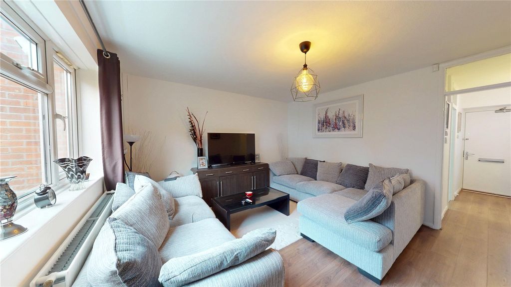 Property photo 2 of 14 Picture No. 02