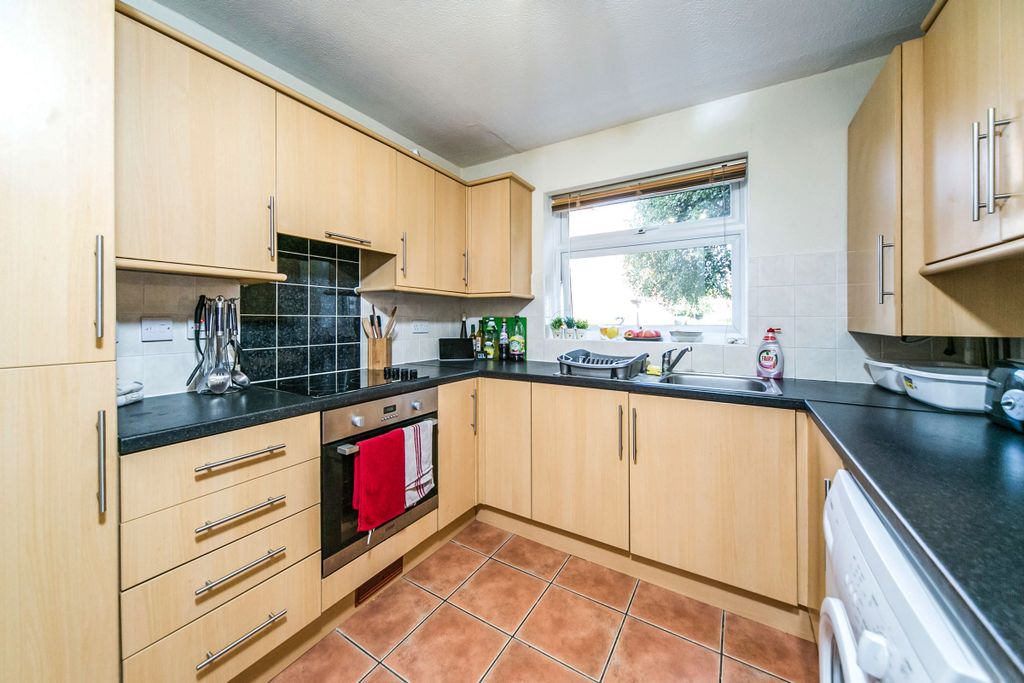 Property photo 2 of 8 635Aec61-Acc3-49Da-8