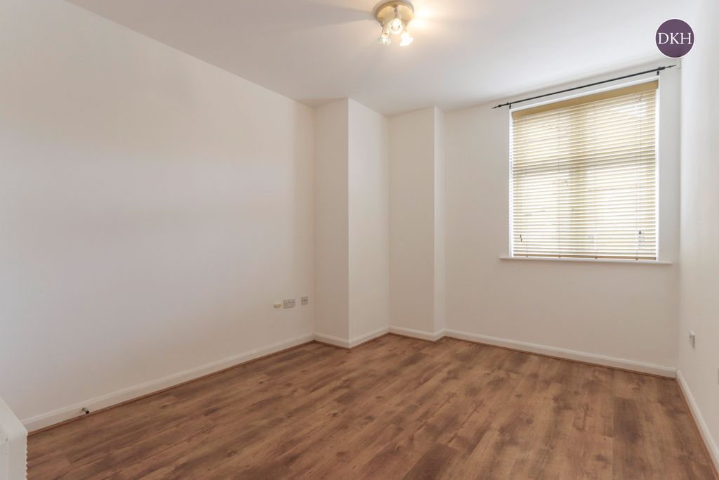 Property photo 3 of 8 Picture No. 07