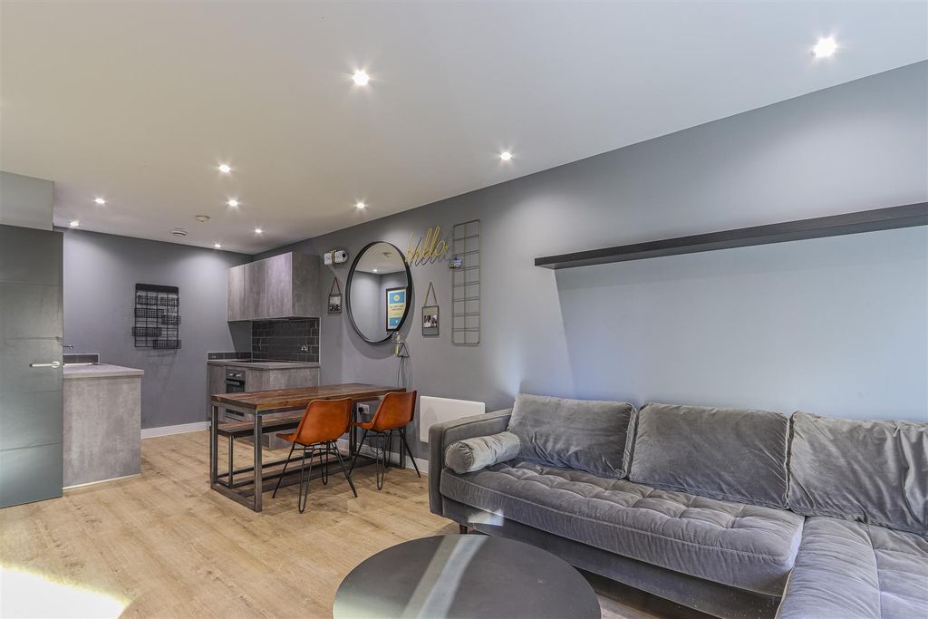 Property photo 3 of 14 Brickworks 18-9.Jpg