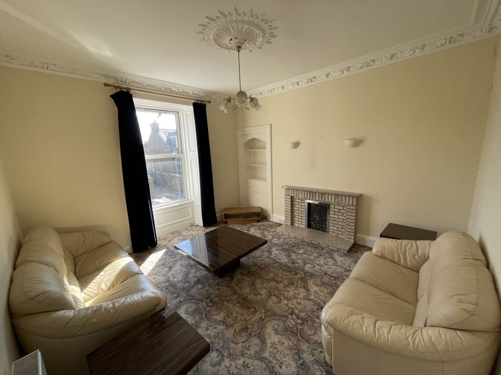 Property photo 2 of 11 Gallery