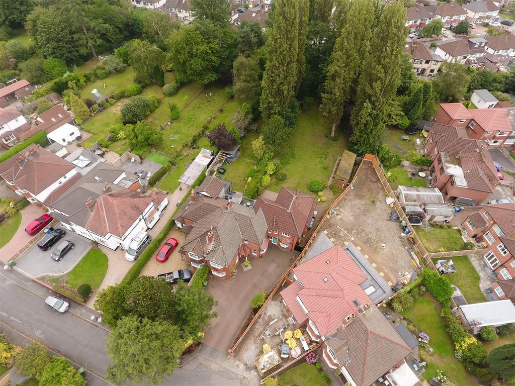 Property photo 3 of 36