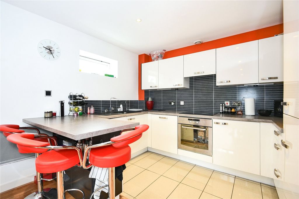 Property photo 2 of 10 Picture No. 06