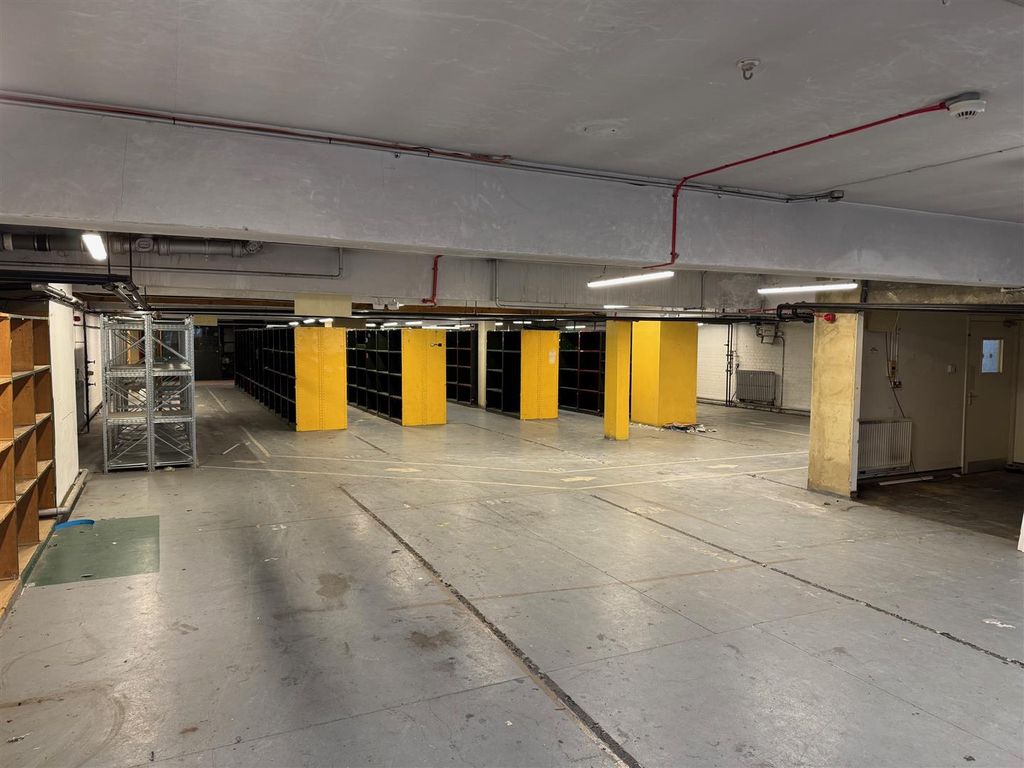 Property photo 3 of 13 Internal4.Jpg