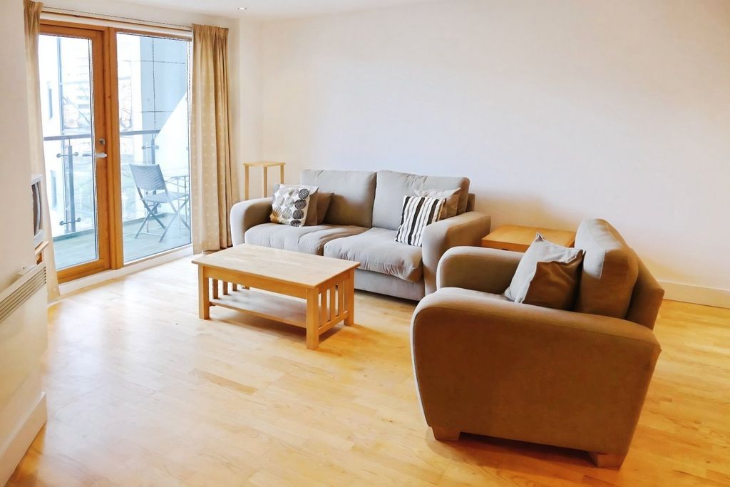 Property photo 3 of 11 Picture No. 16