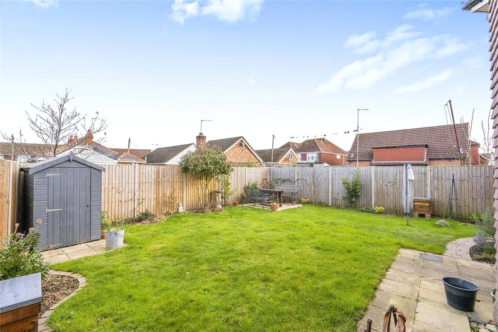 Property photo 3 of 15 Garden