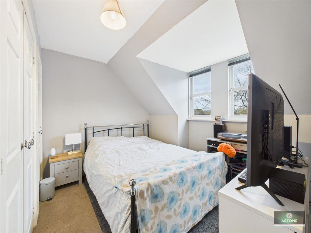 Property photo 2 of 7 Cam04622G0-Pr0116-Still004.Jpg