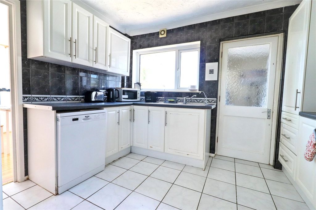 Property photo 3 of 12 Picture No. 03