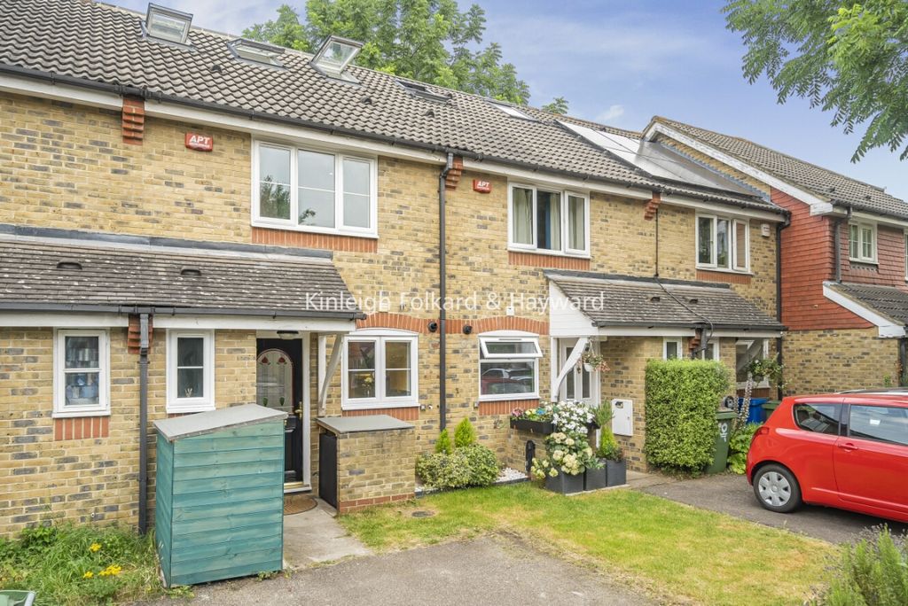 Property photo 3 of 18 6A6Aebb5-67F4-47E2-8