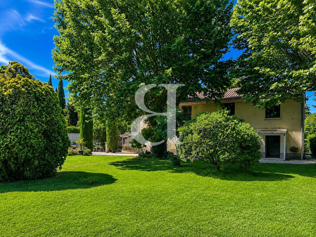 Property photo 1 of 20 Main Exterior View