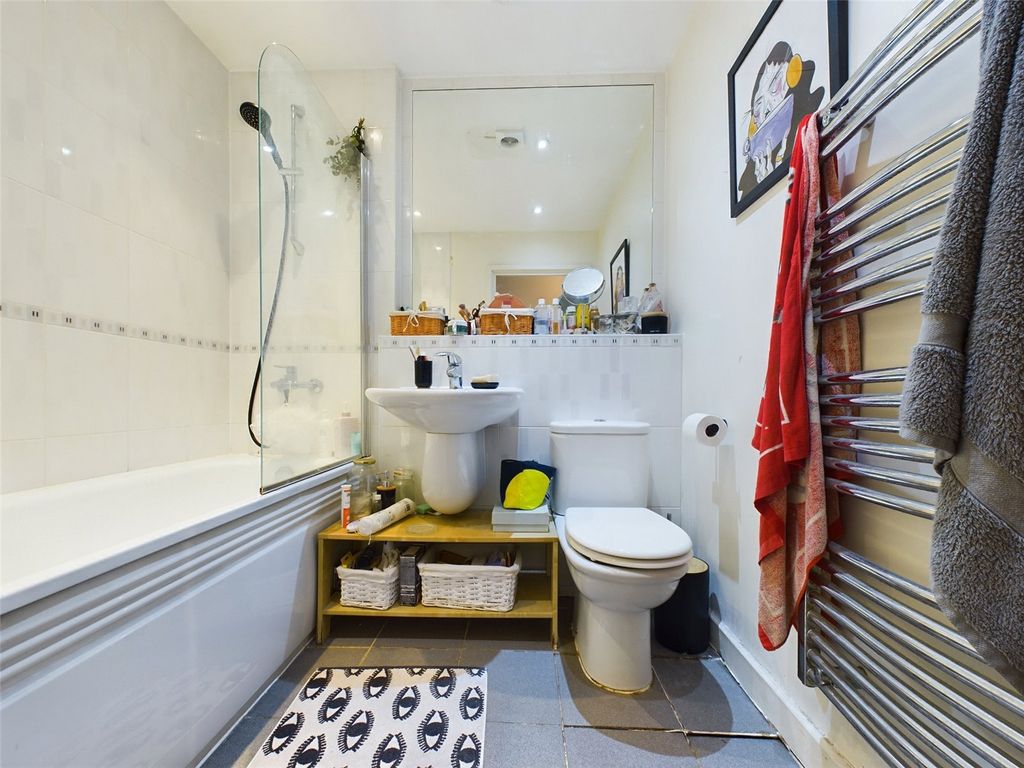 Property photo 3 of 11 Picture No. 02
