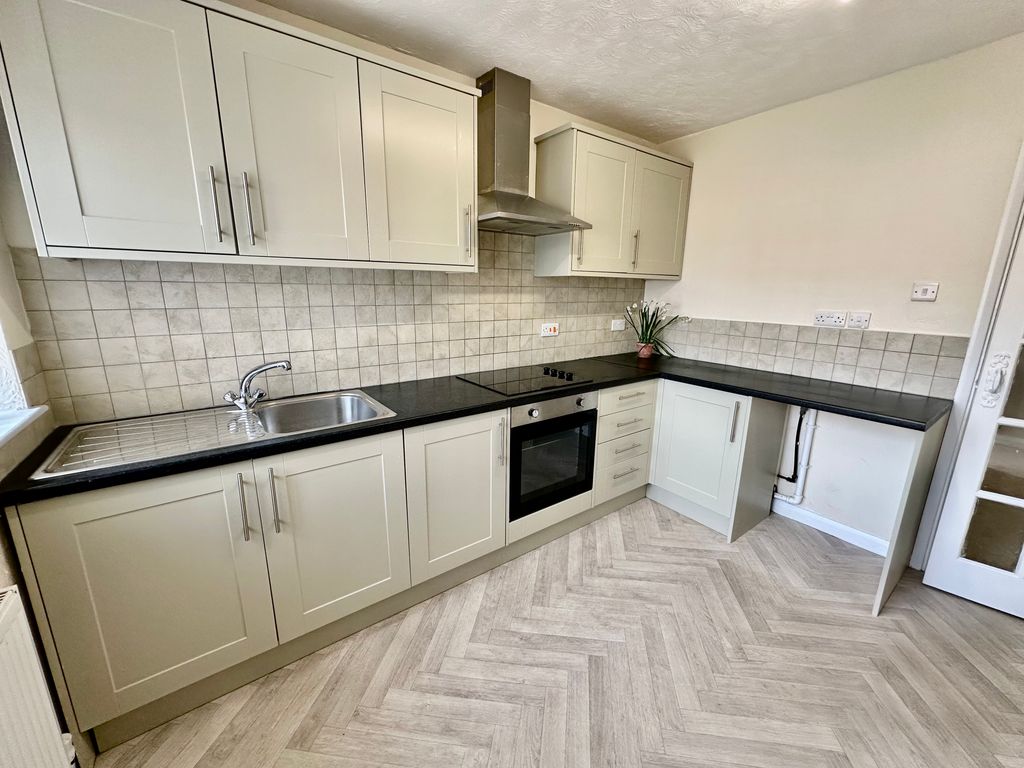 Property photo 2 of 17 Img_5514