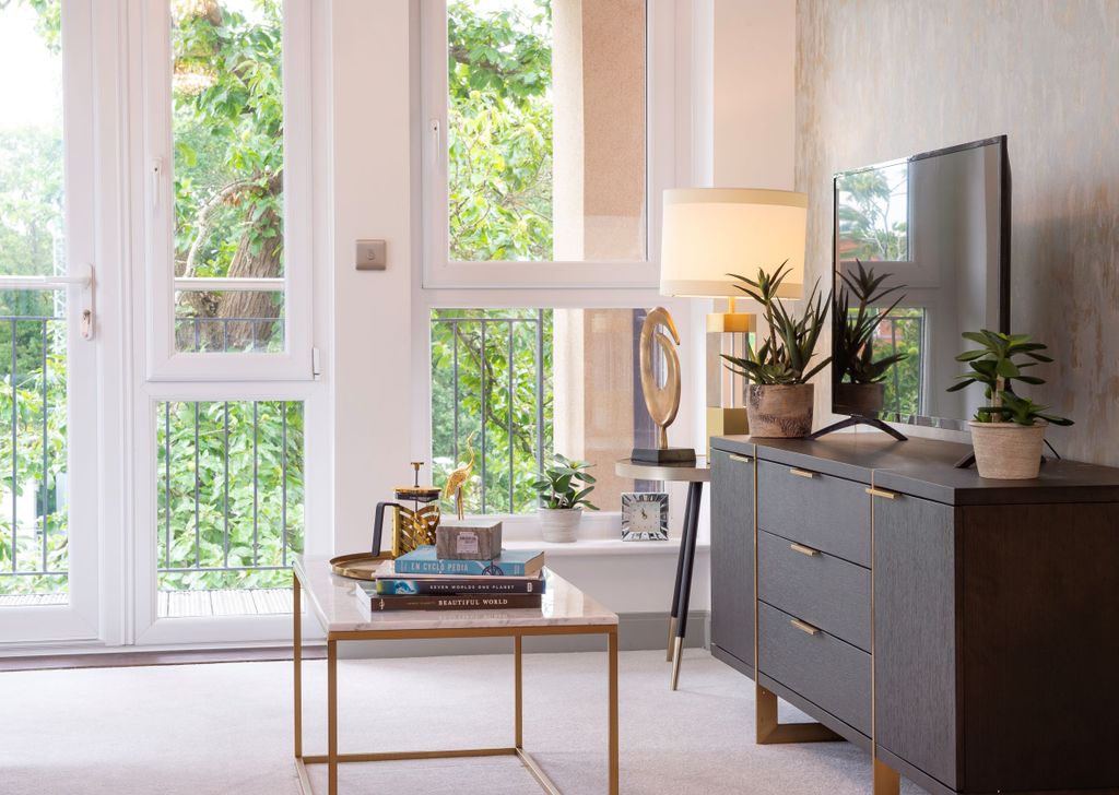 Property photo 3 of 15 Show Home Living Room