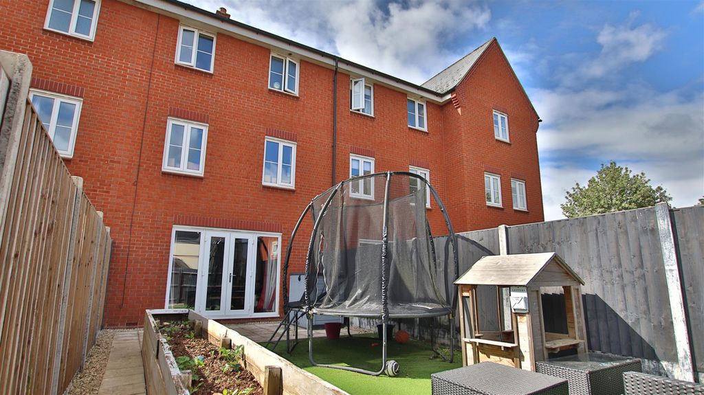 Property photo 2 of 34 Img_2265.Jpg