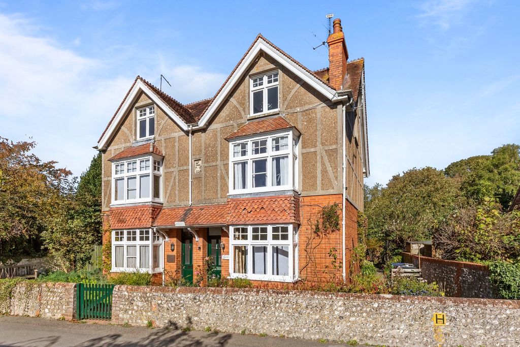 Property photo 1 of 20 5564771