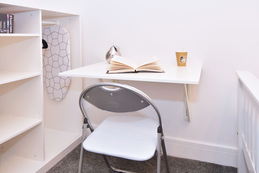 Property photo 2 of 12 Room 4 - Superior Double With TV