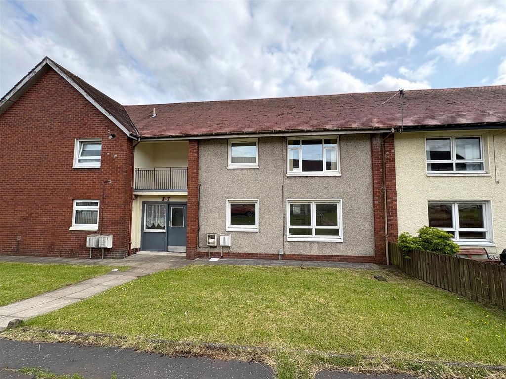 Property photo 1 of 10 Picture No. 05